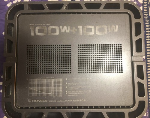 Amplificatore stereo per auto